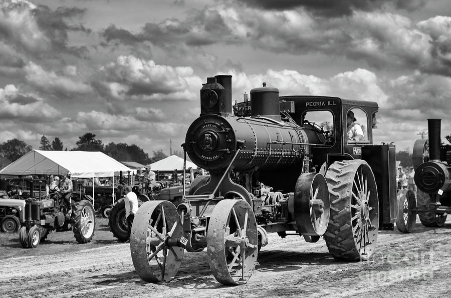 Tractor Steam Engine Photograph by Tamara Becker