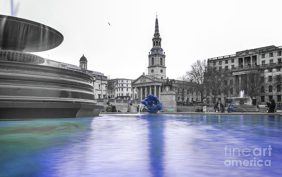 Big Ben Photograph - Trafalgar Square Fountain London 3d by Alex Art