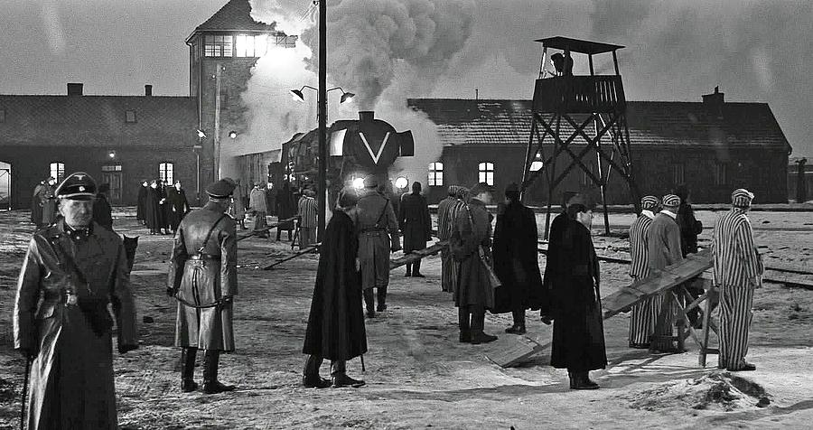 Train Arrival At Auschwitz Schindlers List Publicity Photo Train