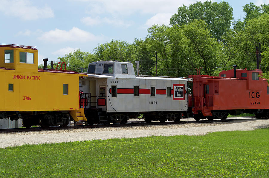 Trains Caboose 13572 Burlinton Route 01 Photograph by Thomas Woolworth