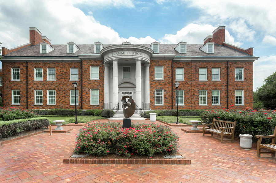 Trammel Crow Building On The Campus Of Southern Methodist University 