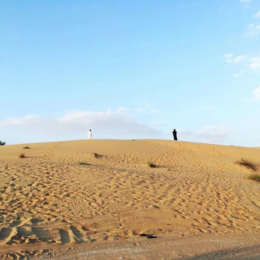 Travel Photograph - Tranquil Scene At Desert Resort by T Hirano 