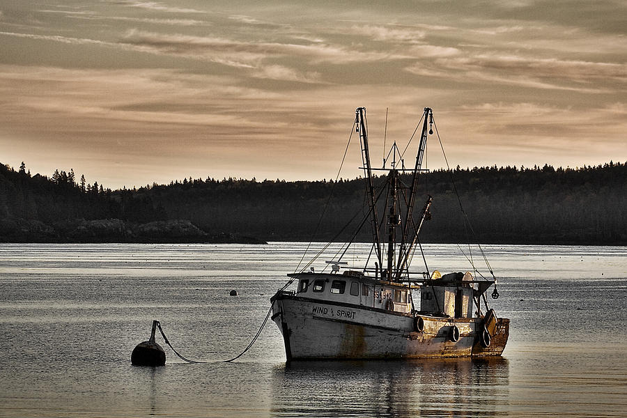 Trawler Sunrise #2 Photograph by Stuart Litoff