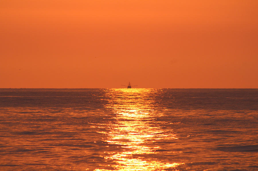 Trawling The Morning Seas Photograph by Robert Banach