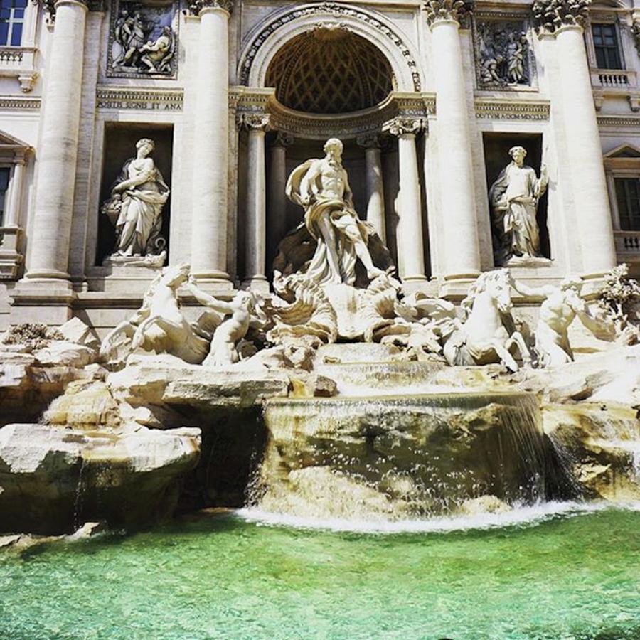 Fountain Photograph - Trevi Fountain Rome Italy 🇮🇹 by Maritha Graph