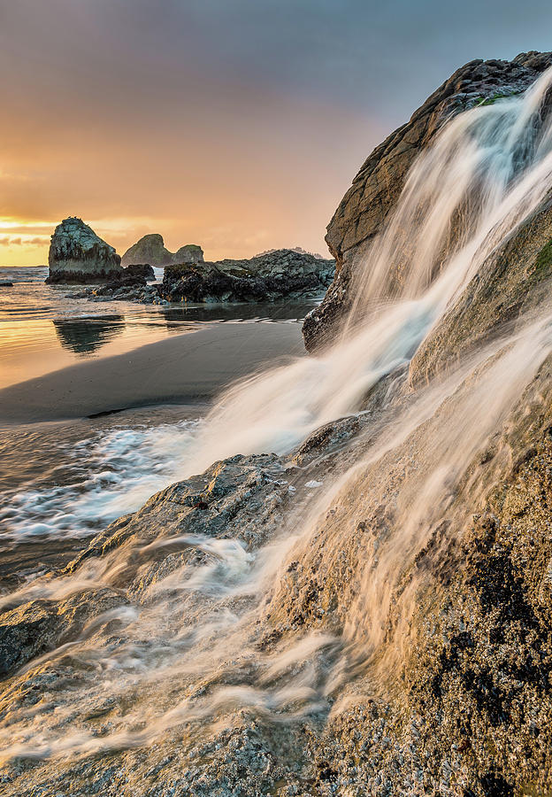Trinidad Tidal Waterfall Photograph by Greg Nyquist