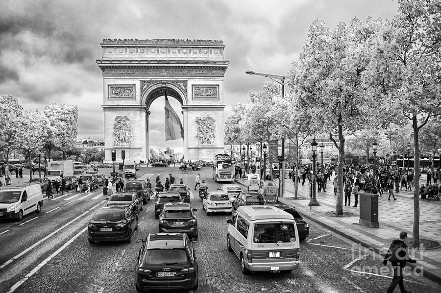 Triomphe Paris Photograph by Jack Torcello
