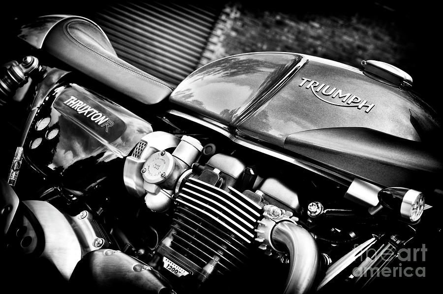 Triumph Thruxton 1200 R Photograph by Tim Gainey