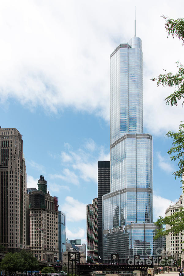 Trump Tower in Chicago Photograph by David Levin