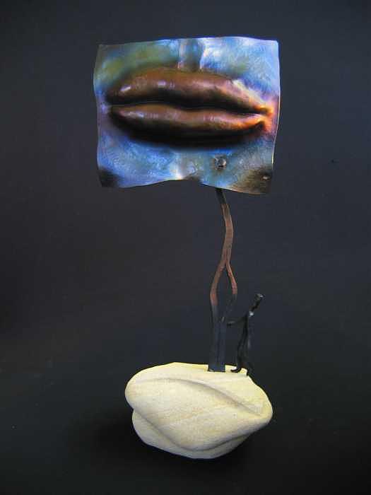tThe Lips Sculpture by Todd Malenke tThe Lips Sculpture by Todd Malenke