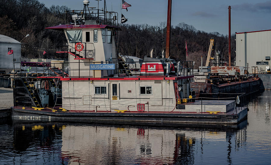 Tug Boat Muscatine Photograph by Ray Congrove