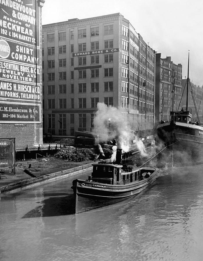 Tugboat In Chicago Photograph by Underwood Archives