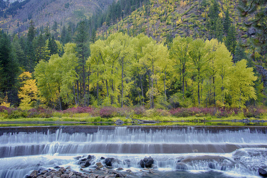 Tumwater Dam Hi Res Stock Photography And Images Alamy