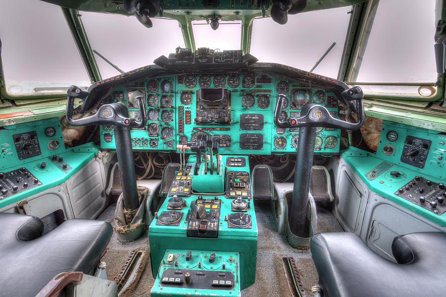 Tupolev TU-154 Cockpit Photograph by David Pyatt