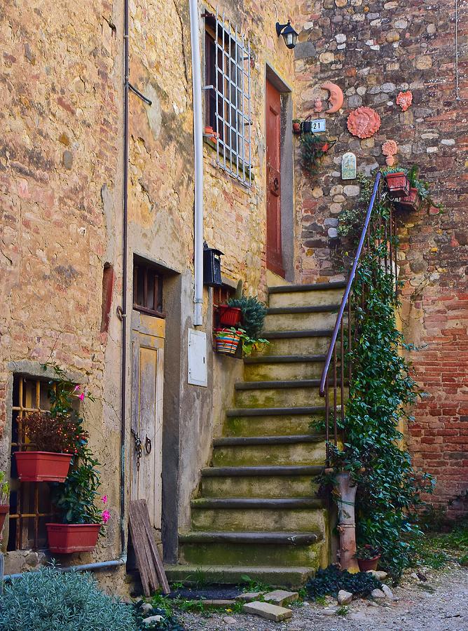 Tuscan Home Photograph by Frozen in Time Fine Art Photography