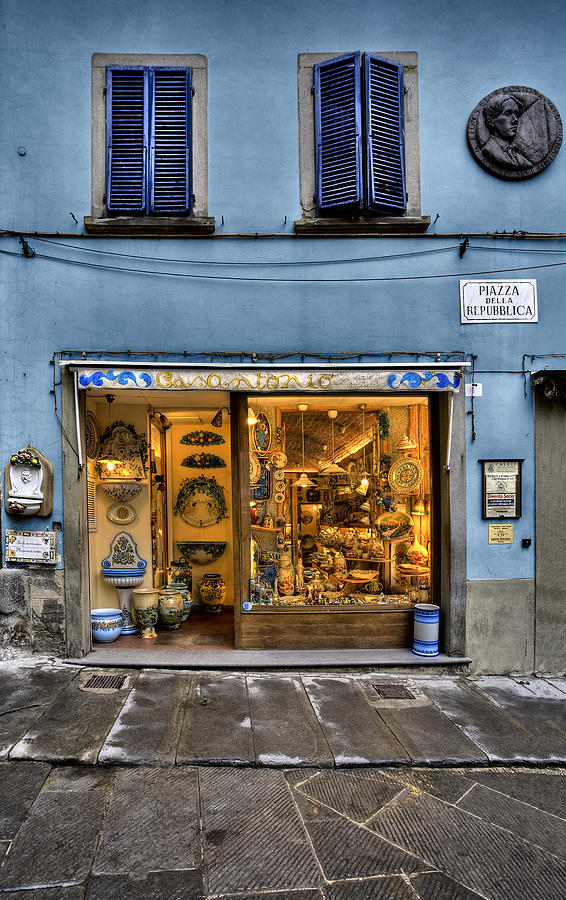 Tuscany ceramic shop Cortona Photograph by Al Hurley