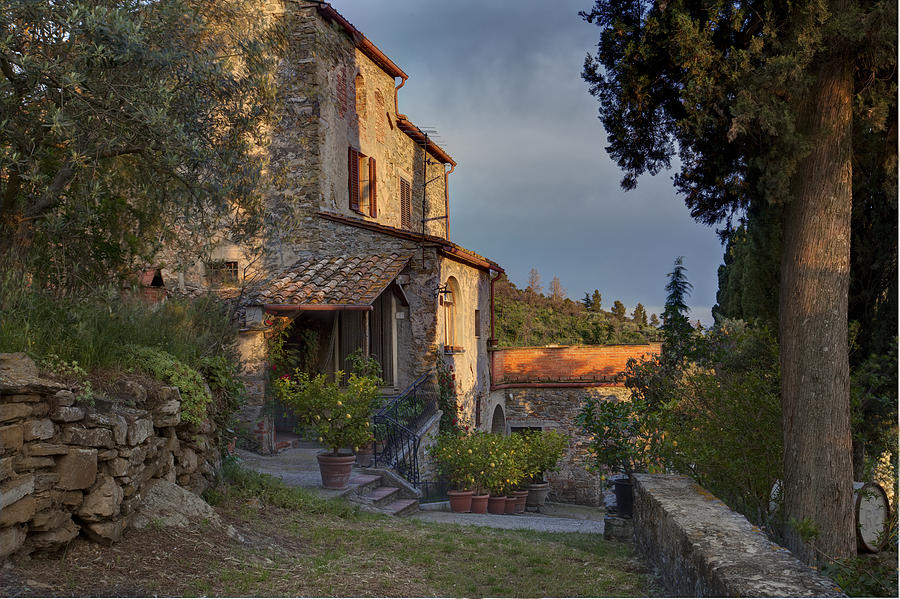 Tuscany Farmhouse  Photograph by Al Hurley