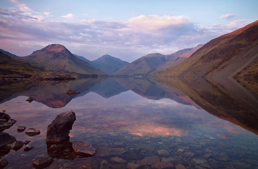 Twilight at Wastwater in Cumbria Photograph by Pete Hemington
