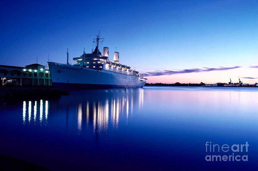 Twilight Cruise Ship Photograph by Carl Shaneff - Printscapes