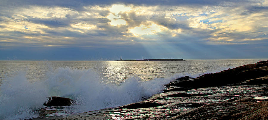 Light Houses Photograph - Twin Lights Rockport by Elaine Somers