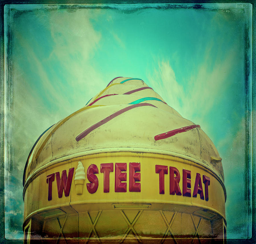 Twistee Treat #1 Photograph by Jerry Golab