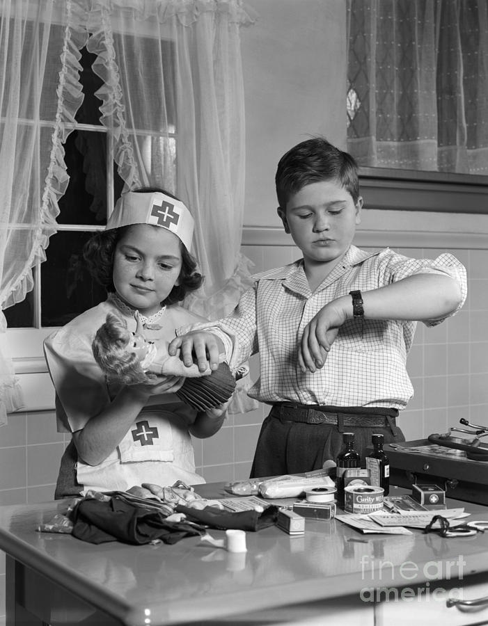 Two Children Playing Doctor, C.1950s Photograph by H. Armstrong Roberts/ClassicStock