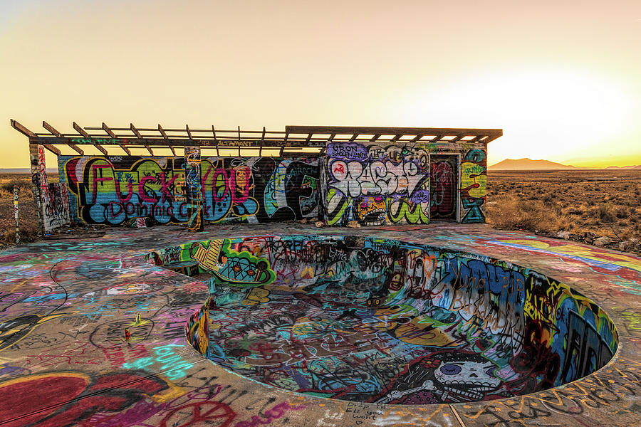 Two Guns Pool Graffiti Photograph by Paul LeSage