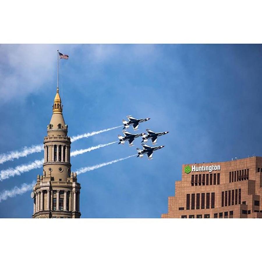 Cleveland Photograph - U. S. Air Force Thunderbirds Do A by Dale Kincaid