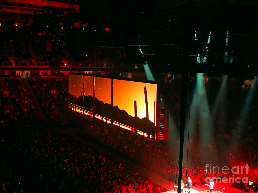 U2 Innocence And Experience Tour 2015 Opening At San Jose. 7 Photograph by Tanya Filichkin