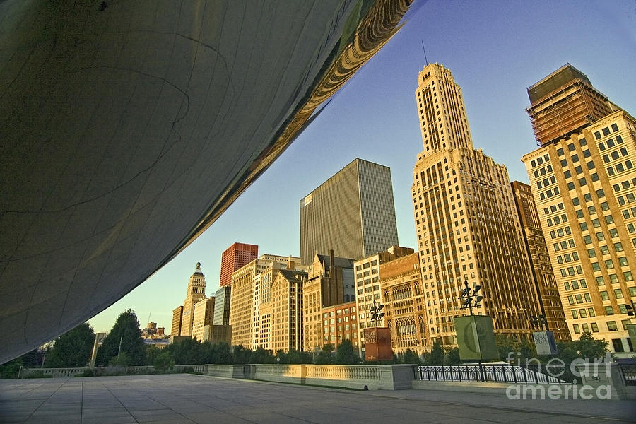 Under the Bean and Chicago skyline Photograph by Sven Brogren