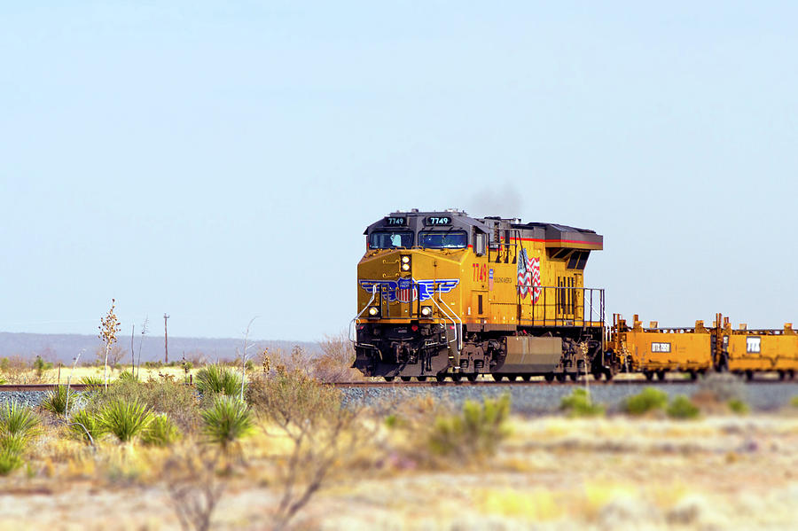 Union Pacific 7749 Photograph by SR Green
