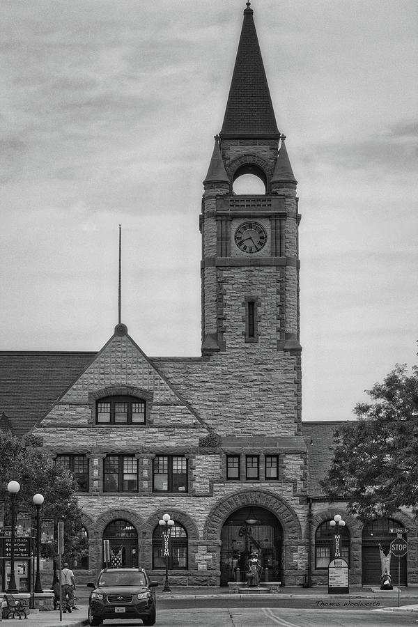 Architecture Photograph - Union Pacific Railroad Depot Cheyenne Wyoming 01 BW Vertical by Thomas Woolworth