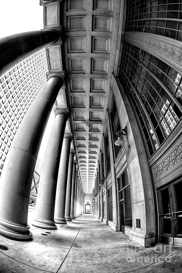 Union Station Curves in Chicago Photograph by John Rizzuto