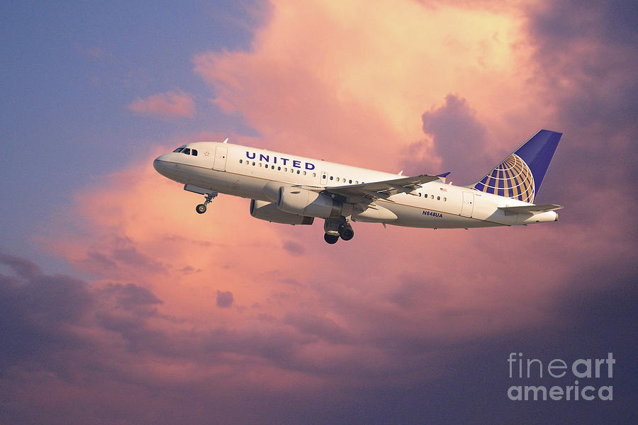 United Airlines Airbus A319-132 N848UA Digital Art by Airpower Art