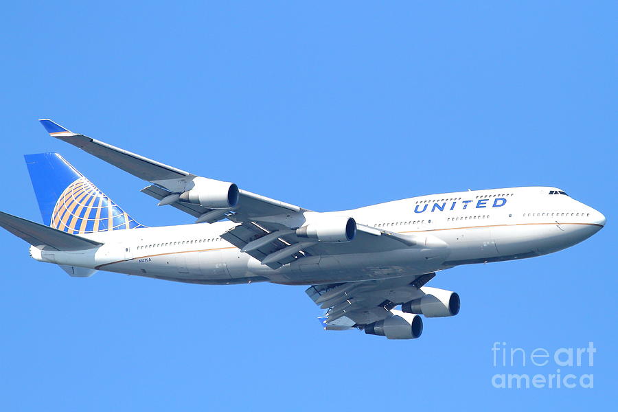 Transportation Photograph - United Airlines Boeing 747 . 7D7852 by Wingsdomain Art and Photography