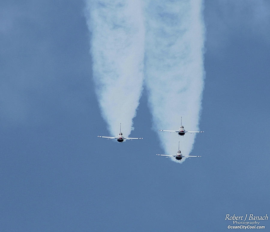 United States Air Force Thunderbirds Photograph by Robert Banach