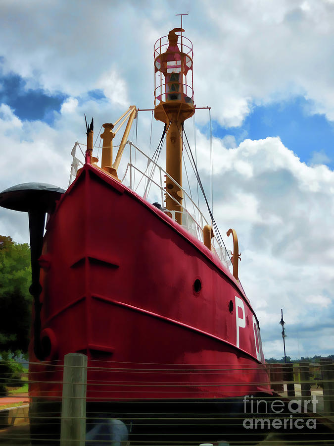 United States Lightship Portsmouth 5 Painting by Jeelan Clark