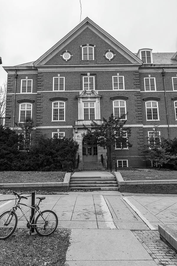 University of Illinois Black and White Campus Photograph by John McGraw
