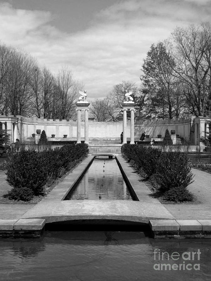 Untermyer Park 4 Photograph by Amaryllis Leon