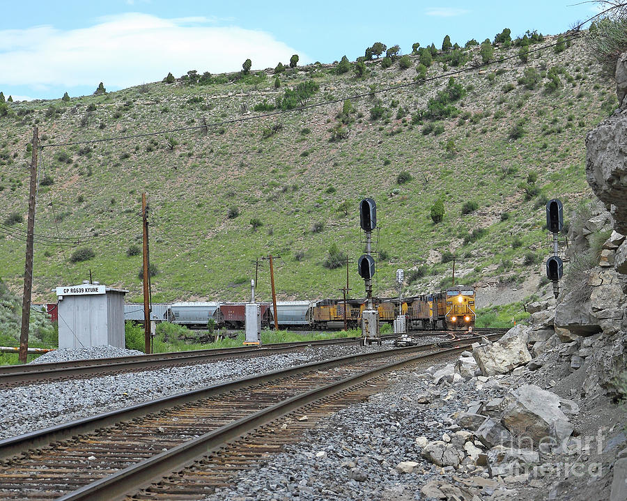 UP 6613 in Price Canyon Utah Photograph by Malcolm Howard