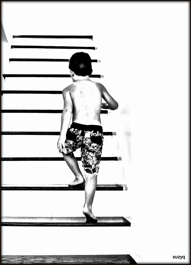 Black & White Photograph - Up those stairs by Sue Rosen