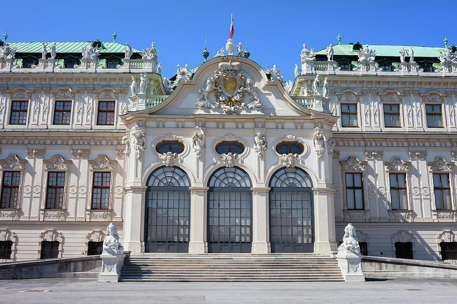Upper Belvedere Palace in Vienna Photograph by Artur Bogacki