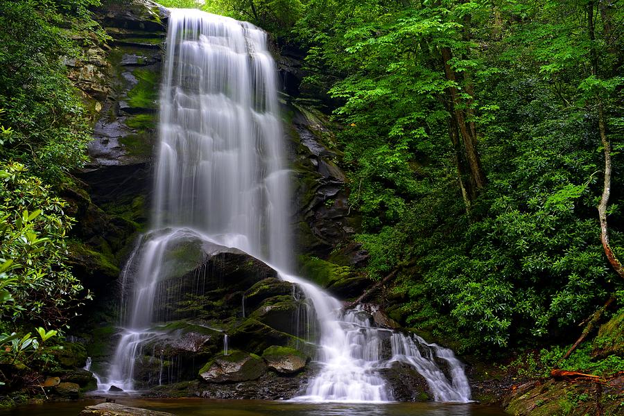 Waterfall Photograph - Upper Catawba Falls - North Carolina Waterfall Photo by Matt Plyler