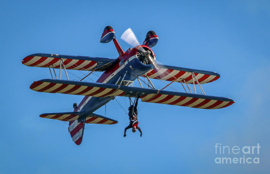 Upside Down Wing Walker Photograph by Tom Claud
