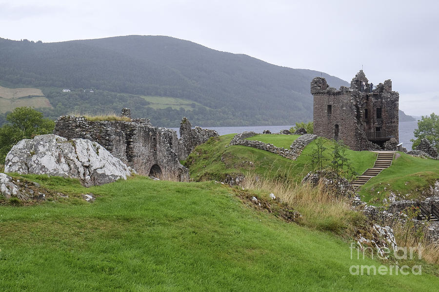 Urquhart Castle - Drumnadrochit Photograph by Amy Fearn
