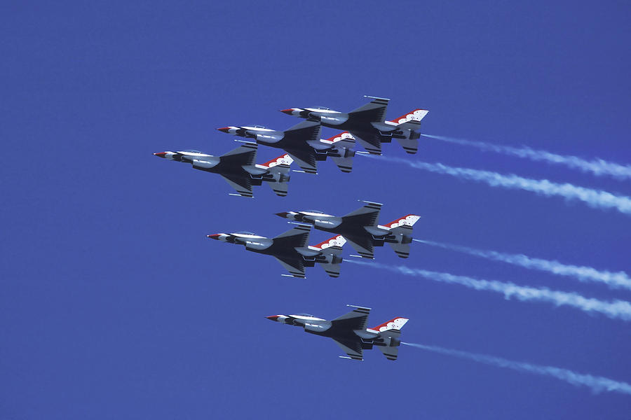 US Air Force Thunder Birds Photograph by Joe  Palermo