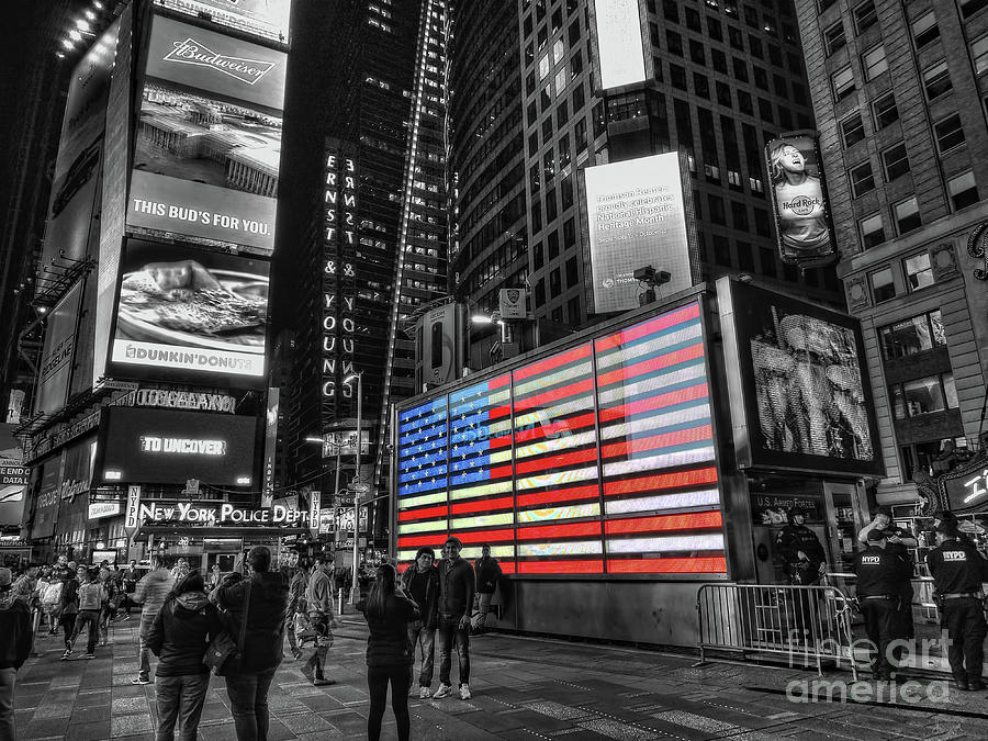 U.S. Armed Forces Times Square Recruiting Station Photograph by Jeff Breiman