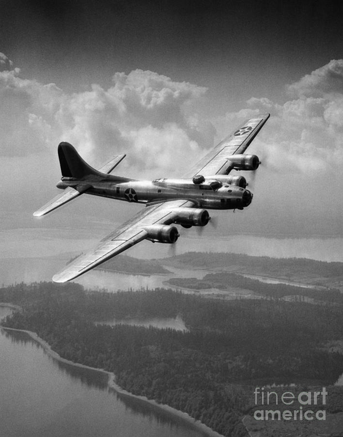 U.s. Army Aircraft, B-17 Bomber Photograph by H. Armstrong Roberts/ClassicStock