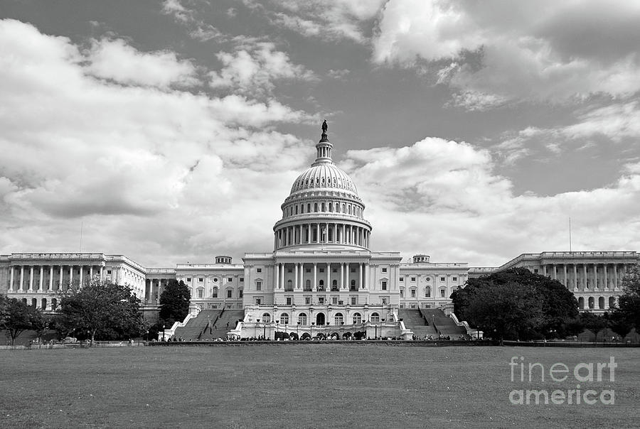 Us Capitol Building Washington Dc Photograph