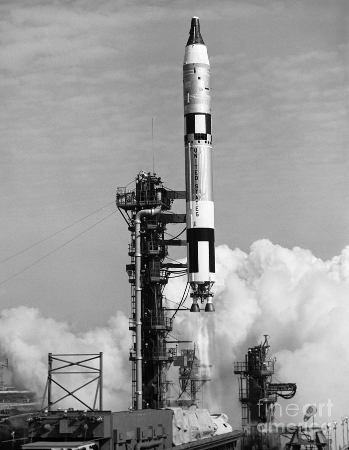 U.s. Giii Missile Taking Off Photograph by H. Armstrong Roberts/ClassicStock